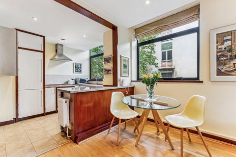 2 bedroom flat for sale, Caxton Street, St James's Park, London, SW1H