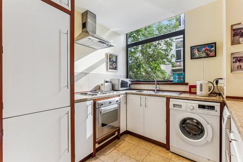 2 bedroom flat for sale, Caxton Street, St James's Park, London, SW1H