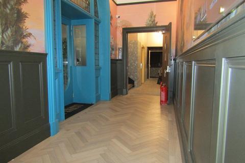 Office to rent, 82-86 Miller St Glasgow G1 1DT
