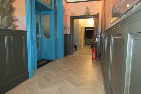 Office to rent, 82-86 Miller St Glasgow G1 1DT
