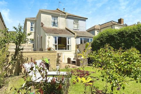 4 bedroom semi-detached house for sale, Bexhill Road, East Sussex TN38