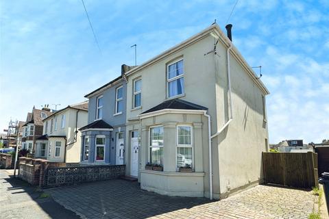 4 bedroom semi-detached house for sale, Bexhill Road, East Sussex TN38