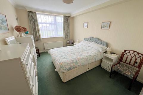 undefined, Sea Road, Barton on Sea, Hampshire. BH25 7PF