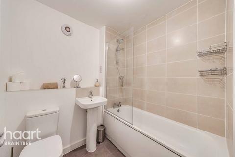 3 bedroom semi-detached house for sale, Stour Close, Dunmow