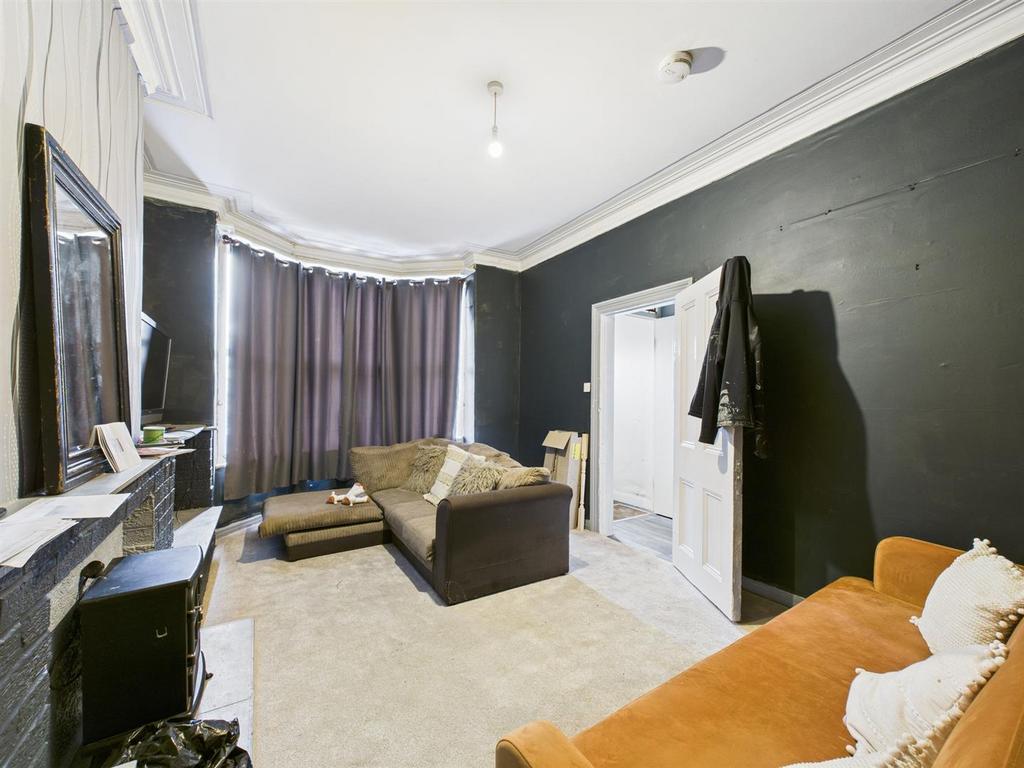 Lounge: