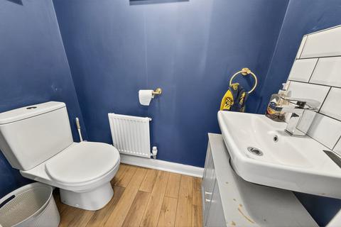 19 Woodpecker Way, Thrapston, Kettering, NN14 4RZ