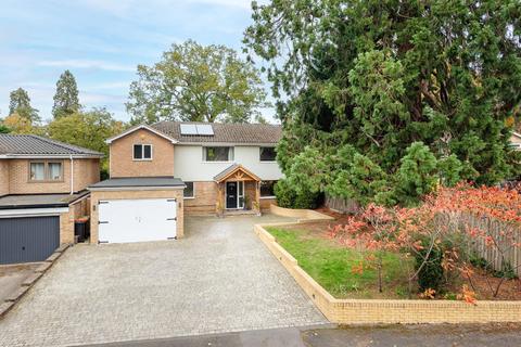4 bedroom detached house for sale, Dukes Ride, Leighton Buzzard