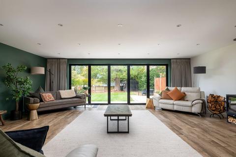 4 bedroom detached house for sale, Dukes Ride, Leighton Buzzard