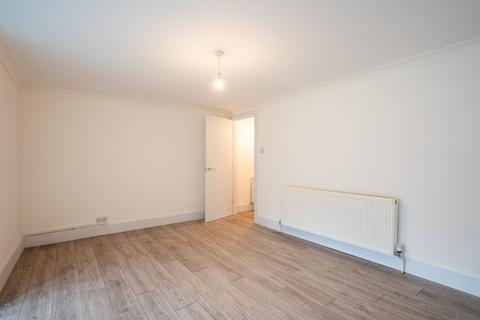 undefined, Wellington Street, Gravesend, Kent, DA12