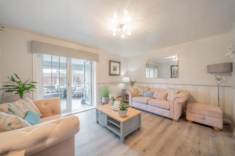 undefined, Torburn Avenue, Giffnock, G46