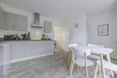 25 Carnival Close, Malmesbury, SN16 9FY
