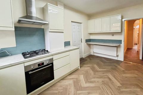 3 bedroom semi-detached house for sale, Barton Lane, Eccles, M30