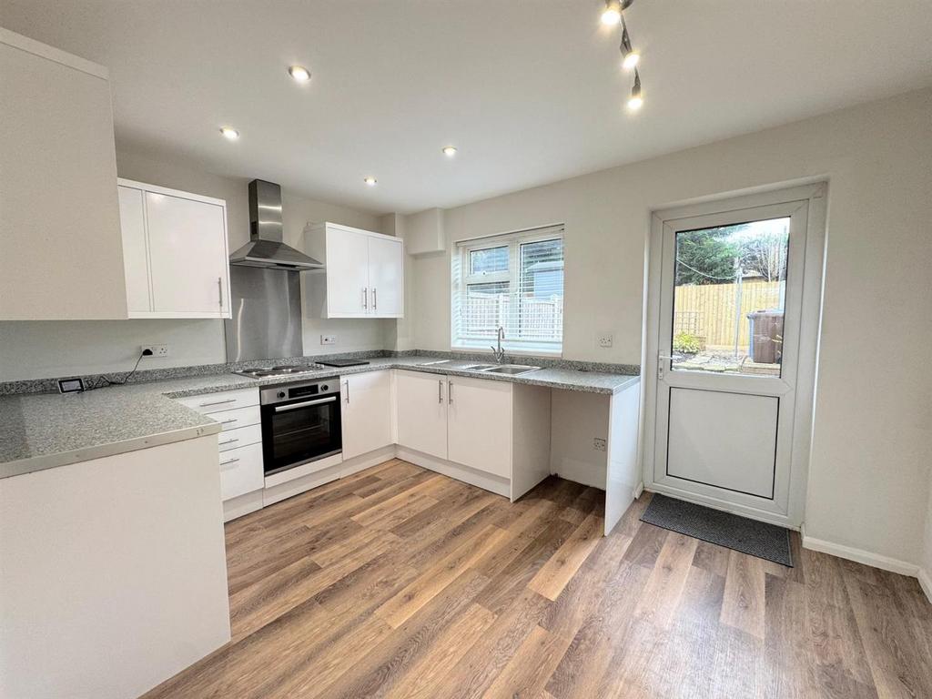 Dining kitchen