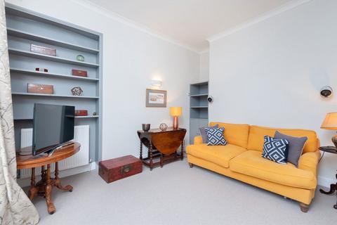 1 bedroom flat to rent, Pembridge Crescent, London W11