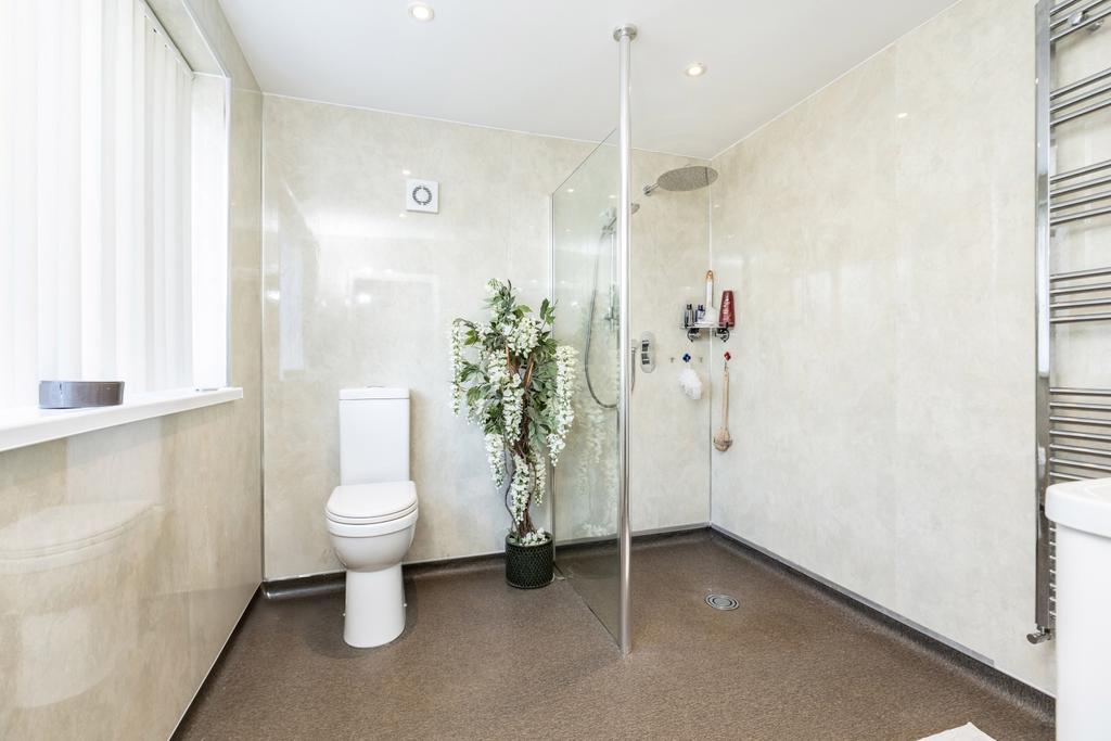 Ensuite Shower Room