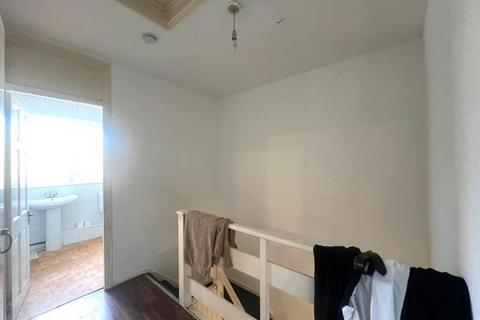 3 bedroom terraced house for sale, Ampleforth Road, London, SE2 9BG