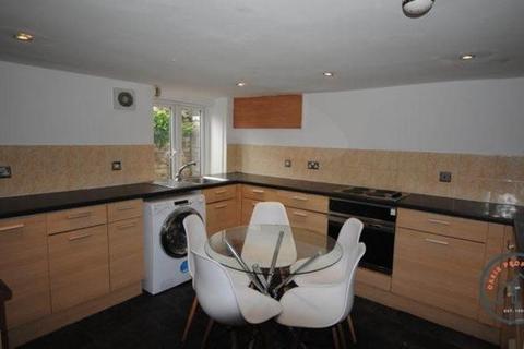 5 bedroom house to rent, Grimthorpe Terrace, Leeds LS6