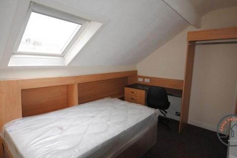 5 bedroom house to rent, Grimthorpe Terrace, Leeds LS6