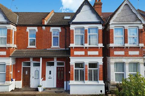 2 bedroom flat for sale, Welldon Crescent, Harrow