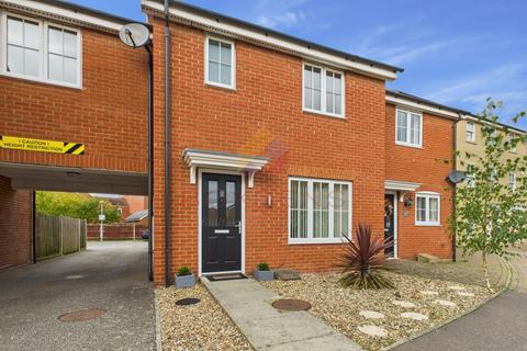 4 bedroom semi-detached house for sale, Carus Crescent, Colchester CO4
