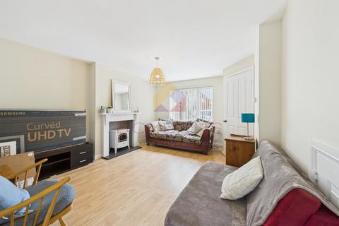 4 bedroom semi-detached house for sale, Carus Crescent, Colchester CO4
