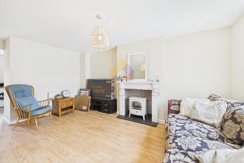 4 bedroom semi-detached house for sale, Carus Crescent, Colchester CO4