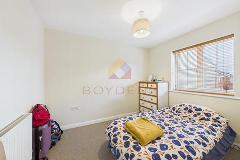 7 Carus Crescent, Highwoods, Colchester, CO4 9FU