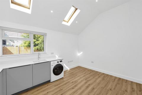 undefined, London Road, St. Albans