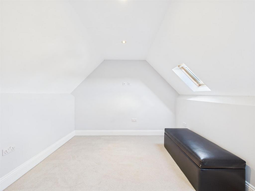Bedroom: