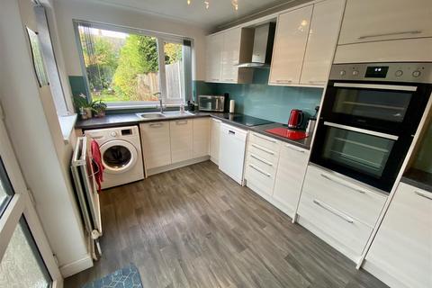3 bedroom semi-detached house for sale, Shenton Close, Nuneaton CV13