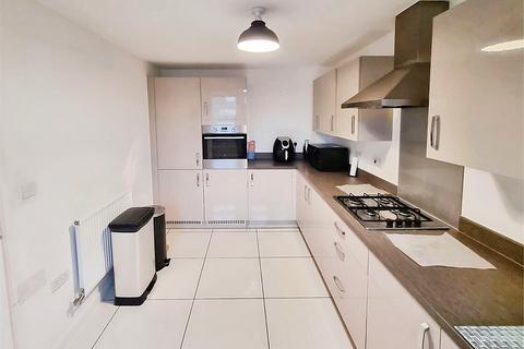 undefined, Burgundy Drive, Hemel Hempstead HP2