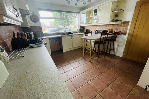 37 Sheepy Road, Atherstone, CV9 3AD