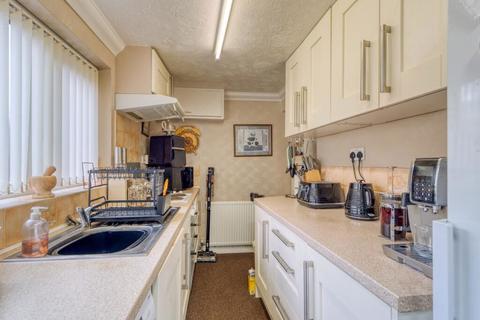3 bedroom cottage for sale, Sheffield Road, Creswell, Worksop, Derbyshire, S80 4HG