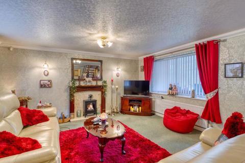 3 bedroom cottage for sale, Sheffield Road, Creswell, Worksop, Derbyshire, S80 4HG