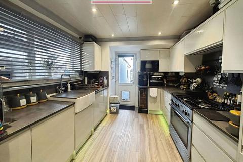 undefined, Hever Avenue, West Kingsdown, Sevenoaks, TN15