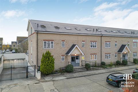 undefined, Yellowpine Way, Chigwell