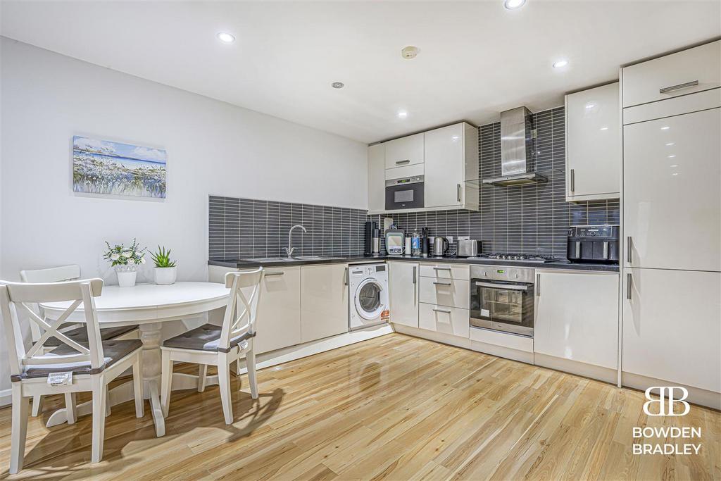 Living Room/Kitchen