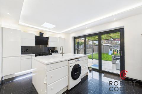 3 bedroom semi-detached house for sale, Carlyon Avenue, Harrow, HA2