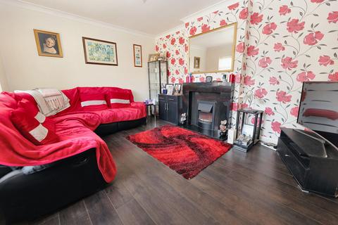 3 bedroom semi-detached house for sale, Kreswell Grove, Harwich, CO12 3