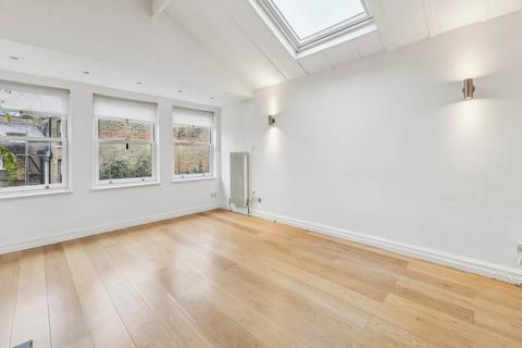 undefined, Wandsworth Bridge Road - London , ,