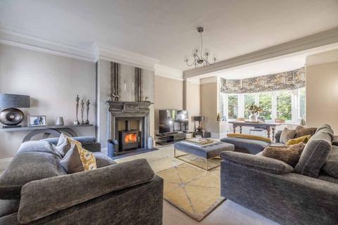 undefined, Eton Road, Datchet SL3