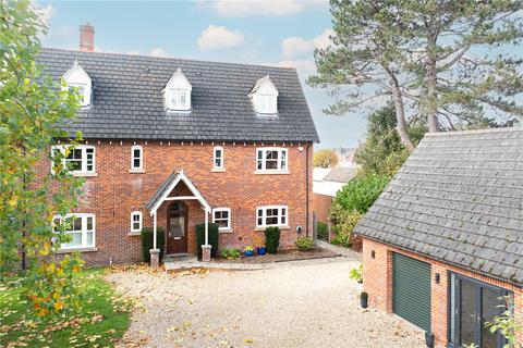 undefined, Oxford Garden, Swindon SN1
