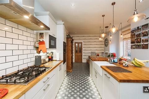 3 bedroom semi-detached house for sale, Hampton Road, Southport, Merseyside, PR8