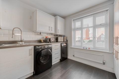 3 bedroom terraced house for sale, Mallard Way, Sprowston