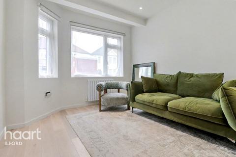 undefined, Craven Gardens, BARKING