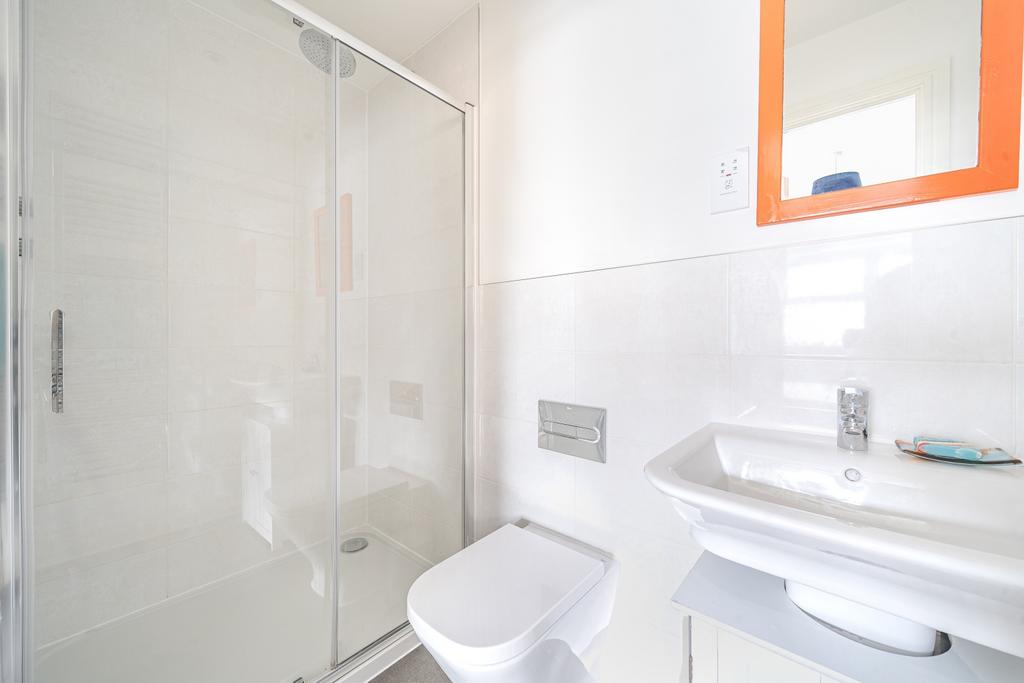 1371883-9-690207eab8e3e