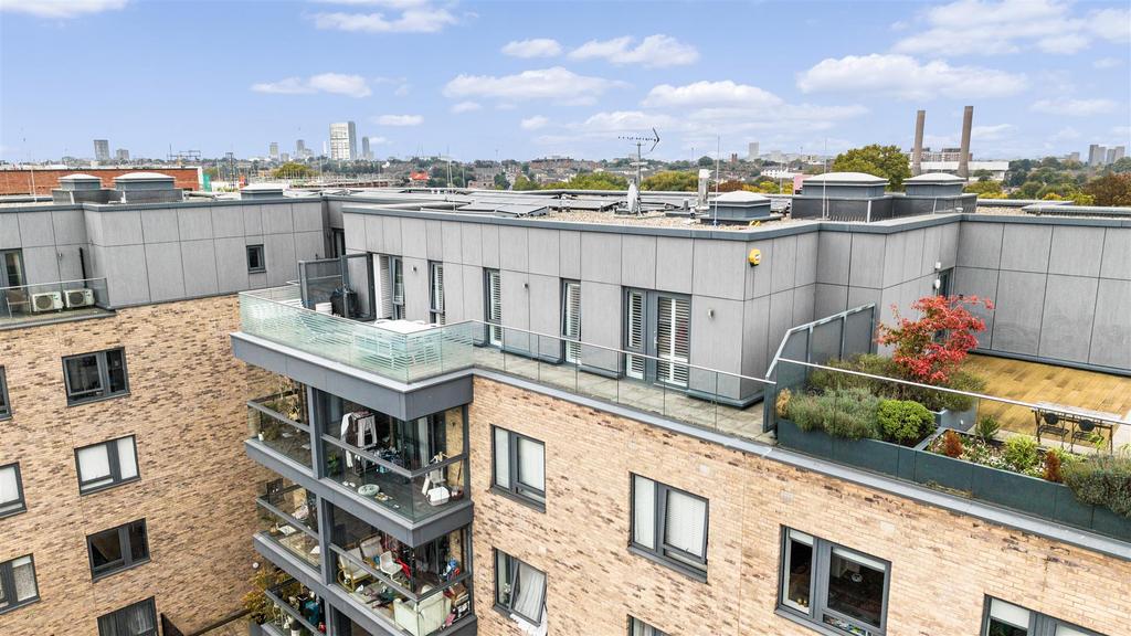 Dean - Daniels Canaletto Court, Neasden Lane, NW10