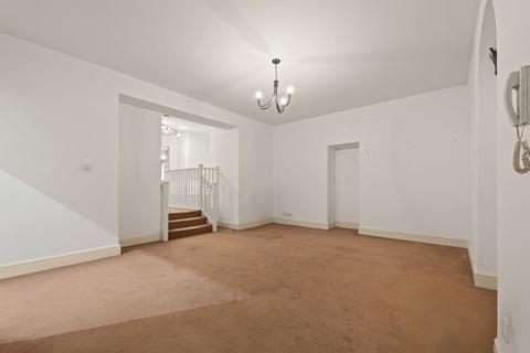 undefined, Crow Hill Rise, Mansfield NG19