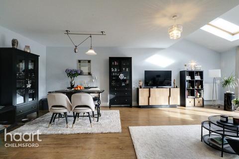 3 bedroom terraced house for sale, William Porter Close, Chelmsford