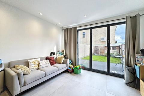 4 bedroom townhouse for sale, Bacon Lane, Edgware, HA8